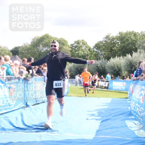 25.08.2024 - Elbe Triathlon Hamburg H.Heesch http://msf.ph/oto/6884257 25.08.2024 11:28:14 Ziel 393, 447, 633, 701 meine-sportfotos.de