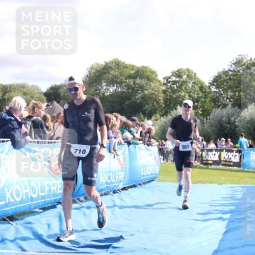 25.08.2024 - Elbe Triathlon Hamburg H.Heesch http://msf.ph/oto/6884260 25.08.2024 11:21:15 Ziel 340, 371, 381, 571, 598, 710, 764 meine-sportfotos.de