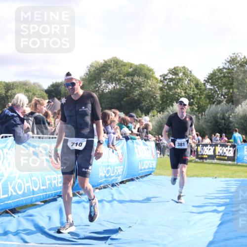 25.08.2024 - Elbe Triathlon Hamburg H.Heesch http://msf.ph/oto/6884262 25.08.2024 11:21:15 Ziel 340, 371, 381, 571, 598, 710, 764 meine-sportfotos.de