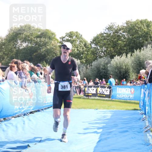 25.08.2024 - Elbe Triathlon Hamburg H.Heesch http://msf.ph/oto/6884275 25.08.2024 11:21:15 Ziel 340, 371, 381, 571, 598, 710, 764 meine-sportfotos.de
