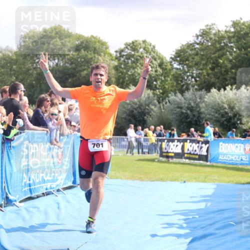25.08.2024 - Elbe Triathlon Hamburg H.Heesch http://msf.ph/oto/6884284 25.08.2024 11:28:17 Ziel 393, 447, 633, 701 meine-sportfotos.de