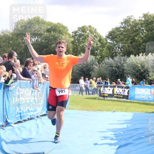 25.08.2024 - Elbe Triathlon Hamburg H.Heesch http://msf.ph/oto/6884286 25.08.2024 11:28:17 Ziel 393, 447, 633, 701 meine-sportfotos.de
