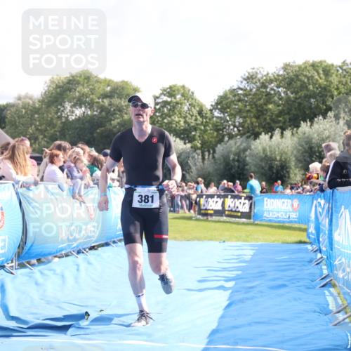 25.08.2024 - Elbe Triathlon Hamburg H.Heesch http://msf.ph/oto/6884287 25.08.2024 11:21:16 Ziel 340, 371, 381, 571, 598, 710, 764 meine-sportfotos.de