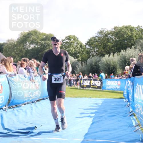 25.08.2024 - Elbe Triathlon Hamburg H.Heesch http://msf.ph/oto/6884291 25.08.2024 11:21:16 Ziel 340, 371, 381, 571, 598, 710, 764 meine-sportfotos.de