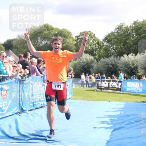 25.08.2024 - Elbe Triathlon Hamburg H.Heesch http://msf.ph/oto/6884298 25.08.2024 11:28:17 Ziel 393, 447, 633, 701 meine-sportfotos.de