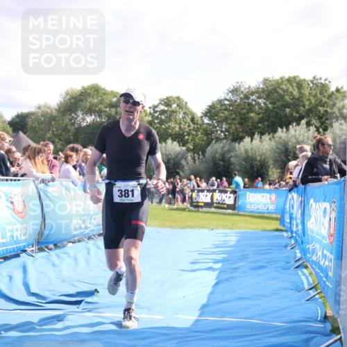 25.08.2024 - Elbe Triathlon Hamburg H.Heesch http://msf.ph/oto/6884301 25.08.2024 11:21:16 Ziel 340, 371, 381, 571, 598, 710, 764 meine-sportfotos.de