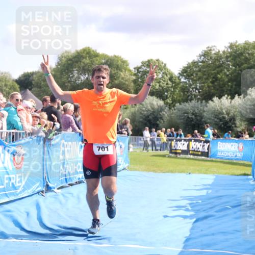 25.08.2024 - Elbe Triathlon Hamburg H.Heesch http://msf.ph/oto/6884302 25.08.2024 11:28:17 Ziel 393, 447, 633, 701 meine-sportfotos.de