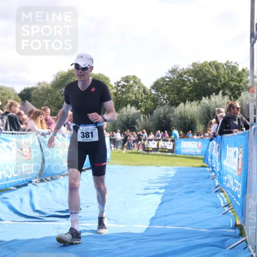 25.08.2024 - Elbe Triathlon Hamburg H.Heesch http://msf.ph/oto/6884309 25.08.2024 11:21:16 Ziel 340, 371, 381, 571, 598, 710, 764 meine-sportfotos.de