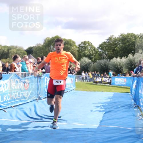 25.08.2024 - Elbe Triathlon Hamburg H.Heesch http://msf.ph/oto/6884312 25.08.2024 11:28:17 Ziel 393, 447, 633, 701 meine-sportfotos.de
