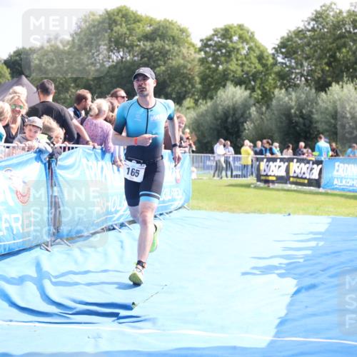 25.08.2024 - Elbe Triathlon Hamburg H.Heesch http://msf.ph/oto/6884332 25.08.2024 11:28:32 Ziel 165 meine-sportfotos.de