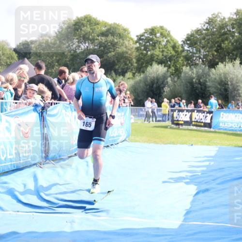 25.08.2024 - Elbe Triathlon Hamburg H.Heesch http://msf.ph/oto/6884336 25.08.2024 11:28:32 Ziel 165 meine-sportfotos.de