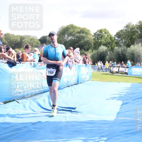 25.08.2024 - Elbe Triathlon Hamburg H.Heesch http://msf.ph/oto/6884356 25.08.2024 11:28:32 Ziel 165 meine-sportfotos.de