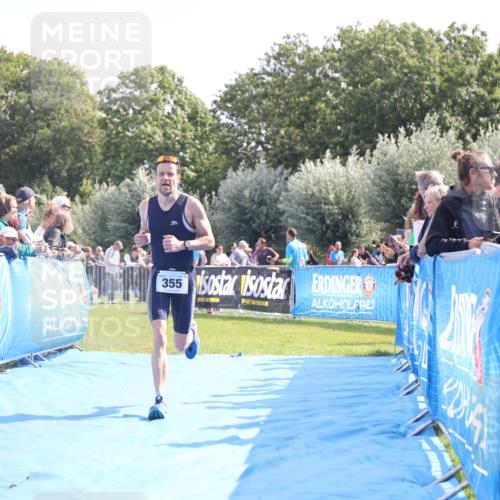 25.08.2024 - Elbe Triathlon Hamburg H.Heesch http://msf.ph/oto/6884370 25.08.2024 11:21:31 Ziel 355 meine-sportfotos.de