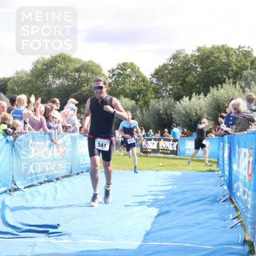 25.08.2024 - Elbe Triathlon Hamburg H.Heesch http://msf.ph/oto/6884373 25.08.2024 11:28:42 Ziel 341, 624 meine-sportfotos.de