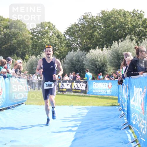 25.08.2024 - Elbe Triathlon Hamburg H.Heesch http://msf.ph/oto/6884376 25.08.2024 11:21:31 Ziel 355 meine-sportfotos.de