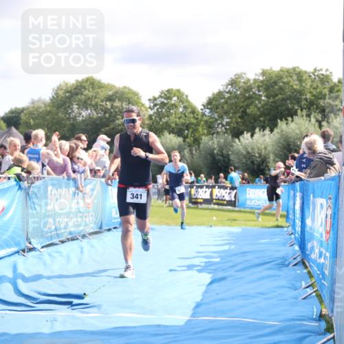 25.08.2024 - Elbe Triathlon Hamburg H.Heesch http://msf.ph/oto/6884377 25.08.2024 11:28:42 Ziel 341, 624 meine-sportfotos.de