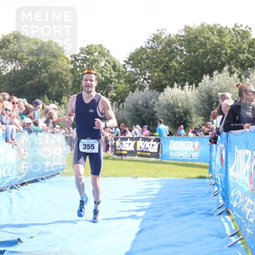 25.08.2024 - Elbe Triathlon Hamburg H.Heesch http://msf.ph/oto/6884388 25.08.2024 11:21:31 Ziel 355 meine-sportfotos.de