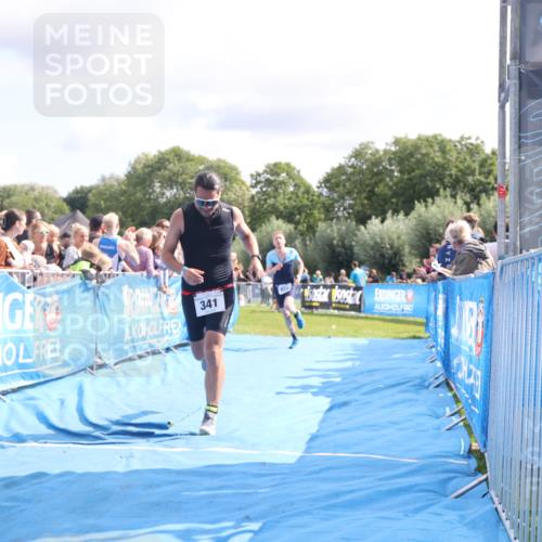 25.08.2024 - Elbe Triathlon Hamburg H.Heesch http://msf.ph/oto/6884391 25.08.2024 11:28:42 Ziel 341, 624 meine-sportfotos.de