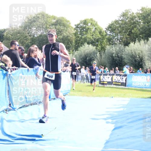 25.08.2024 - Elbe Triathlon Hamburg H.Heesch http://msf.ph/oto/6884423 25.08.2024 11:28:53 Ziel 384, 420, 746 meine-sportfotos.de