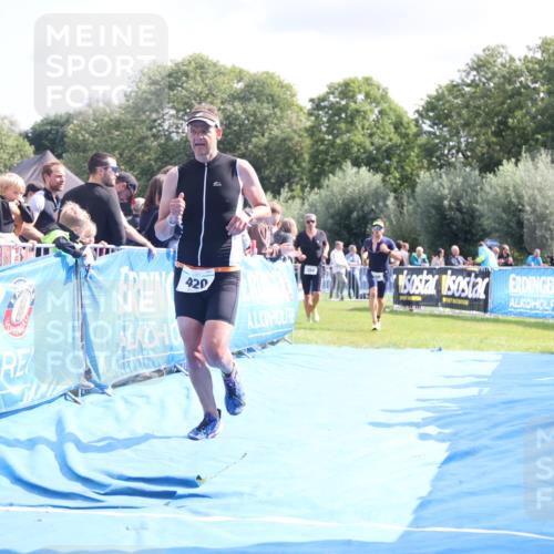 25.08.2024 - Elbe Triathlon Hamburg H.Heesch http://msf.ph/oto/6884428 25.08.2024 11:28:53 Ziel 384, 420, 746 meine-sportfotos.de