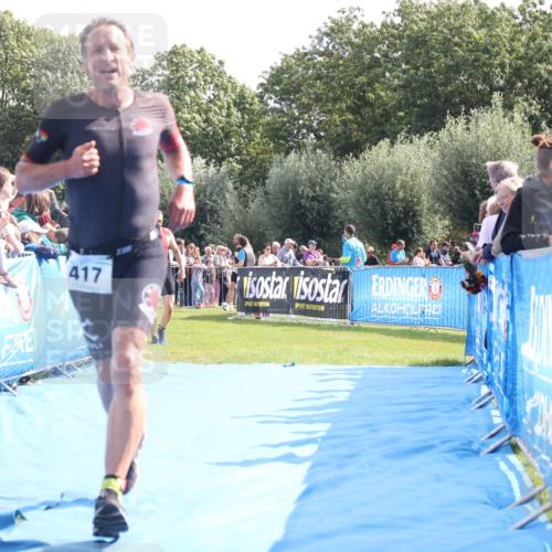 25.08.2024 - Elbe Triathlon Hamburg H.Heesch http://msf.ph/oto/6884429 25.08.2024 11:21:41 Ziel 417 meine-sportfotos.de