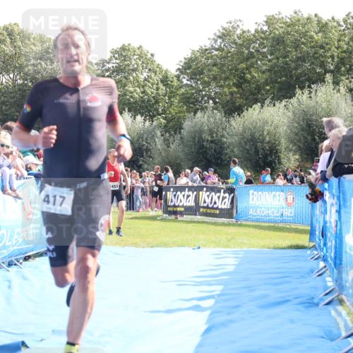25.08.2024 - Elbe Triathlon Hamburg H.Heesch http://msf.ph/oto/6884433 25.08.2024 11:21:41 Ziel 417 meine-sportfotos.de
