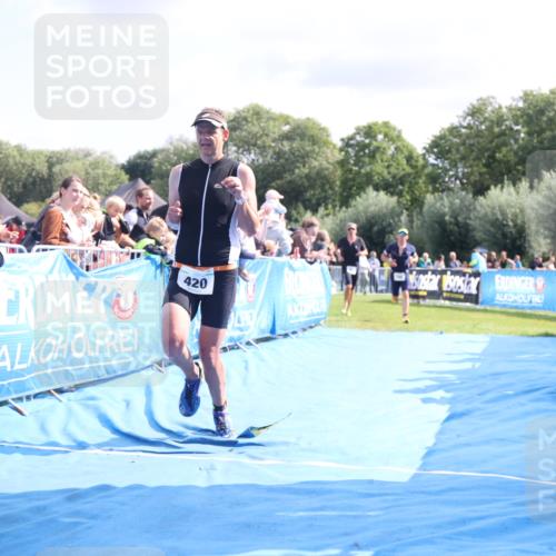 25.08.2024 - Elbe Triathlon Hamburg H.Heesch http://msf.ph/oto/6884444 25.08.2024 11:28:53 Ziel 384, 420, 746 meine-sportfotos.de
