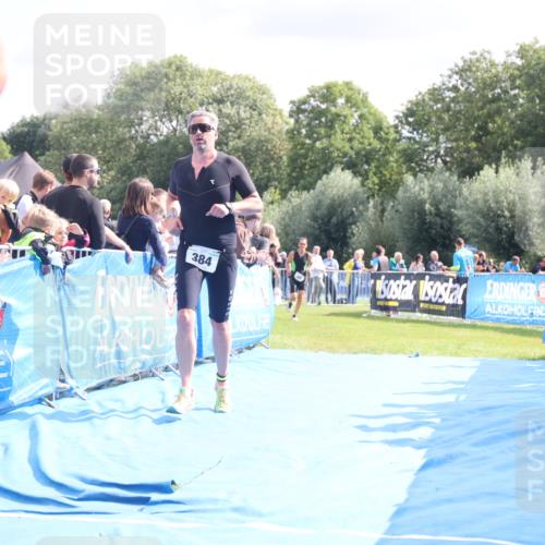 25.08.2024 - Elbe Triathlon Hamburg H.Heesch http://msf.ph/oto/6884493 25.08.2024 11:28:57 Ziel 384, 389, 420, 746 meine-sportfotos.de