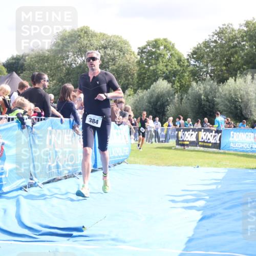 25.08.2024 - Elbe Triathlon Hamburg H.Heesch http://msf.ph/oto/6884495 25.08.2024 11:28:57 Ziel 384, 389, 420, 746 meine-sportfotos.de