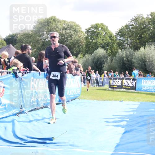 25.08.2024 - Elbe Triathlon Hamburg H.Heesch http://msf.ph/oto/6884499 25.08.2024 11:28:57 Ziel 384, 389, 420, 746 meine-sportfotos.de