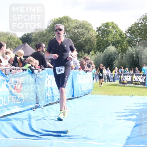 25.08.2024 - Elbe Triathlon Hamburg H.Heesch http://msf.ph/oto/6884510 25.08.2024 11:28:58 Ziel 384, 389, 420, 746 meine-sportfotos.de