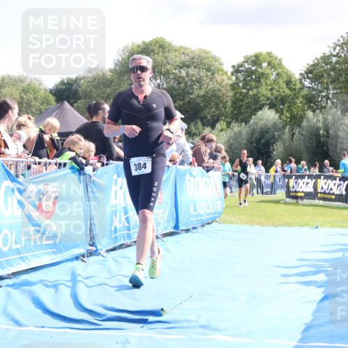 25.08.2024 - Elbe Triathlon Hamburg H.Heesch http://msf.ph/oto/6884512 25.08.2024 11:28:58 Ziel 384, 389, 420, 746 meine-sportfotos.de