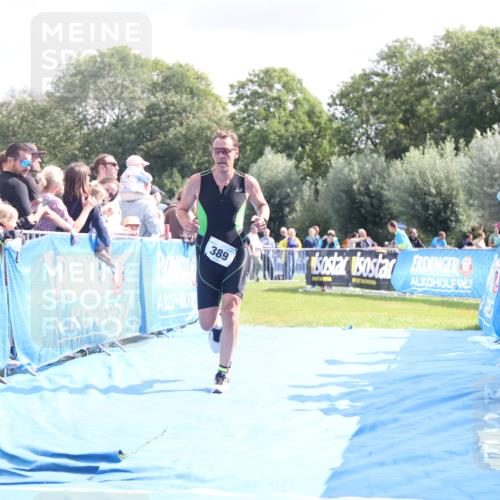 25.08.2024 - Elbe Triathlon Hamburg H.Heesch http://msf.ph/oto/6884544 25.08.2024 11:29:03 Ziel 357, 384, 389, 746 meine-sportfotos.de