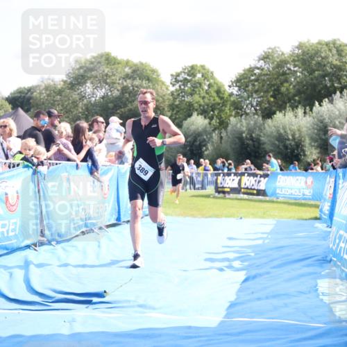 25.08.2024 - Elbe Triathlon Hamburg H.Heesch http://msf.ph/oto/6884556 25.08.2024 11:29:04 Ziel 357, 384, 389, 746 meine-sportfotos.de