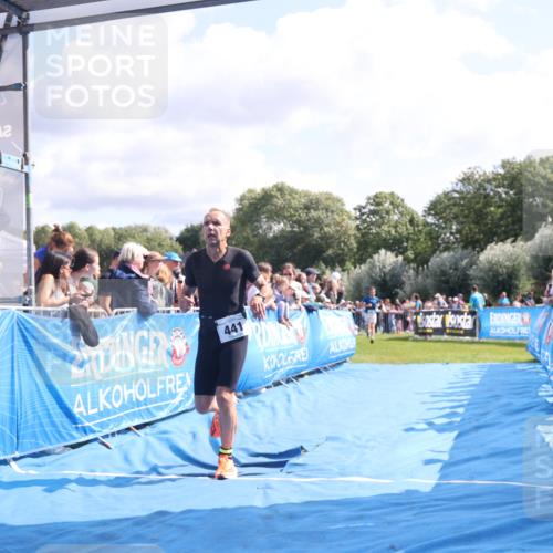 25.08.2024 - Elbe Triathlon Hamburg H.Heesch http://msf.ph/oto/6884557 25.08.2024 11:22:02 Ziel 441, 559, 1850 meine-sportfotos.de