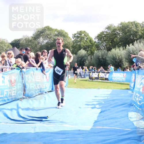 25.08.2024 - Elbe Triathlon Hamburg H.Heesch http://msf.ph/oto/6884562 25.08.2024 11:29:04 Ziel 357, 384, 389, 746 meine-sportfotos.de