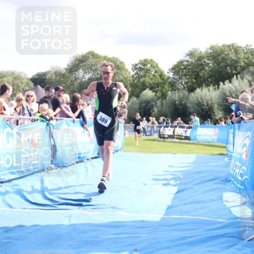 25.08.2024 - Elbe Triathlon Hamburg H.Heesch http://msf.ph/oto/6884568 25.08.2024 11:29:04 Ziel 357, 384, 389, 746 meine-sportfotos.de