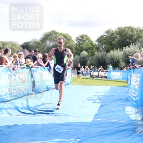 25.08.2024 - Elbe Triathlon Hamburg H.Heesch http://msf.ph/oto/6884570 25.08.2024 11:29:04 Ziel 357, 384, 389, 746 meine-sportfotos.de