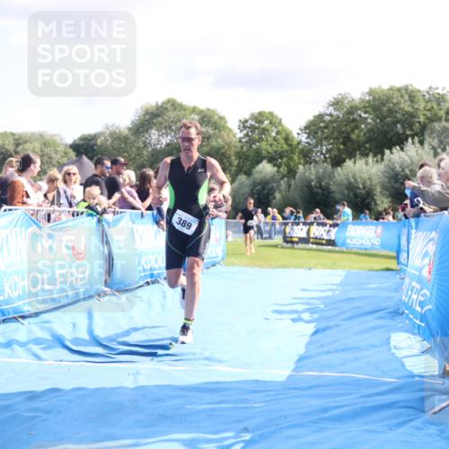 25.08.2024 - Elbe Triathlon Hamburg H.Heesch http://msf.ph/oto/6884572 25.08.2024 11:29:04 Ziel 357, 384, 389, 746 meine-sportfotos.de