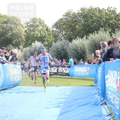 25.08.2024 - Elbe Triathlon Hamburg H.Heesch http://msf.ph/oto/6884587 25.08.2024 11:22:17 Ziel 322, 720, 724, 767 meine-sportfotos.de