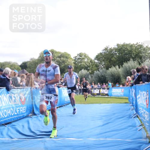 25.08.2024 - Elbe Triathlon Hamburg H.Heesch http://msf.ph/oto/6884621 25.08.2024 11:22:19 Ziel 322, 720, 724, 767 meine-sportfotos.de