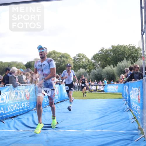25.08.2024 - Elbe Triathlon Hamburg H.Heesch http://msf.ph/oto/6884624 25.08.2024 11:22:19 Ziel 322, 720, 724, 767 meine-sportfotos.de