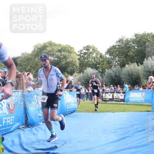 25.08.2024 - Elbe Triathlon Hamburg H.Heesch http://msf.ph/oto/6884628 25.08.2024 11:22:20 Ziel 322, 720, 724, 767 meine-sportfotos.de