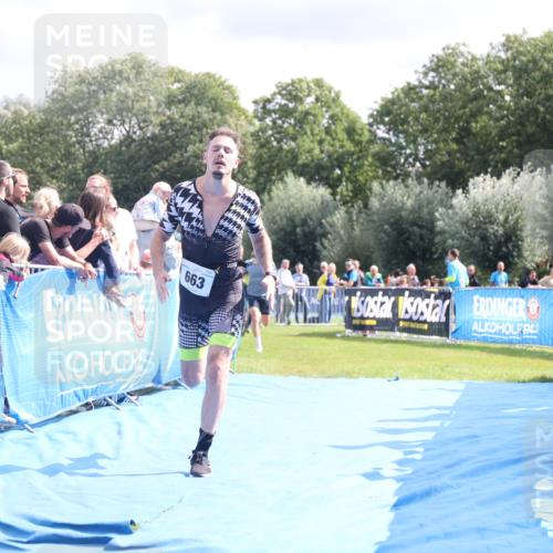 25.08.2024 - Elbe Triathlon Hamburg H.Heesch http://msf.ph/oto/6884629 25.08.2024 11:29:16 Ziel 357, 663, 717 meine-sportfotos.de