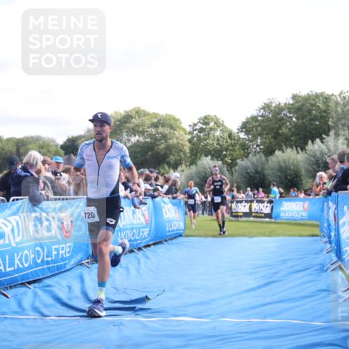 25.08.2024 - Elbe Triathlon Hamburg H.Heesch http://msf.ph/oto/6884637 25.08.2024 11:22:20 Ziel 322, 720, 724, 767 meine-sportfotos.de