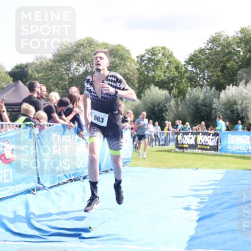 25.08.2024 - Elbe Triathlon Hamburg H.Heesch http://msf.ph/oto/6884638 25.08.2024 11:29:16 Ziel 357, 663, 717 meine-sportfotos.de
