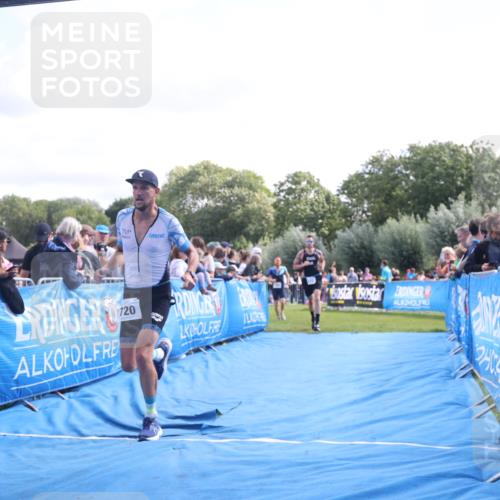 25.08.2024 - Elbe Triathlon Hamburg H.Heesch http://msf.ph/oto/6884639 25.08.2024 11:22:20 Ziel 322, 720, 724, 767 meine-sportfotos.de