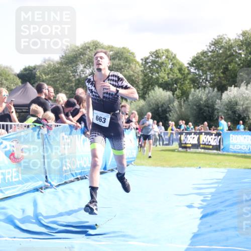 25.08.2024 - Elbe Triathlon Hamburg H.Heesch http://msf.ph/oto/6884640 25.08.2024 11:29:16 Ziel 357, 663, 717 meine-sportfotos.de