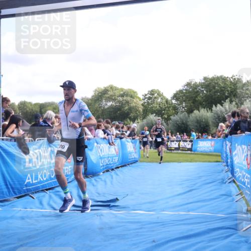 25.08.2024 - Elbe Triathlon Hamburg H.Heesch http://msf.ph/oto/6884644 25.08.2024 11:22:20 Ziel 322, 720, 724, 767 meine-sportfotos.de