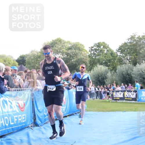 25.08.2024 - Elbe Triathlon Hamburg H.Heesch http://msf.ph/oto/6884665 25.08.2024 11:22:23 Ziel 322, 699, 720, 724, 767 meine-sportfotos.de